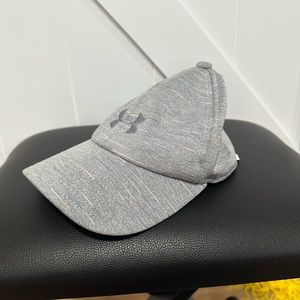 Under Armour YOUTH Hat